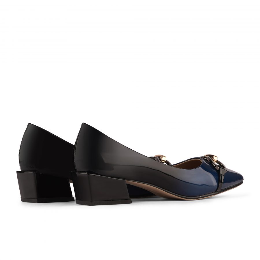 Donna blu