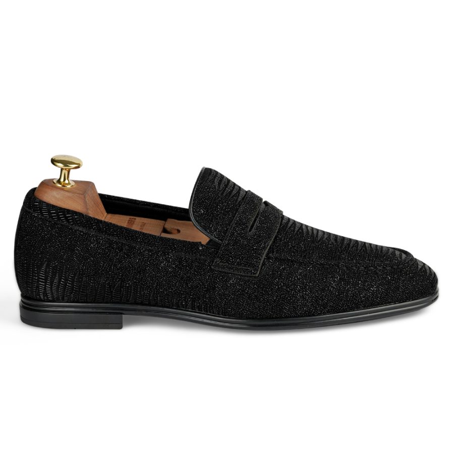Vanguard Black