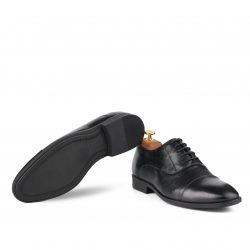 Concord Noir Oxford cap-toe shoe