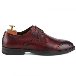 Brown leather derby shoe