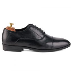 Concord Noir Oxford cap-toe shoe